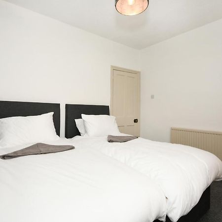 Cottage Style 3 Bedroom House - Close To City Centre & The Peaks Chesterfield Eksteriør bilde