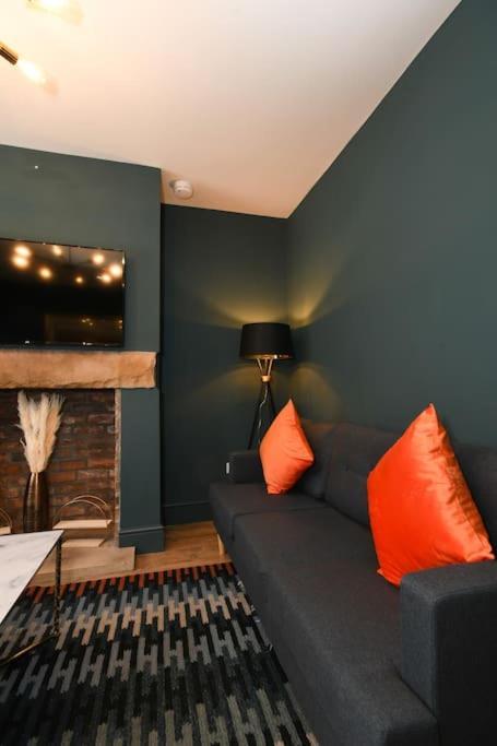 Cottage Style 3 Bedroom House - Close To City Centre & The Peaks Chesterfield Eksteriør bilde