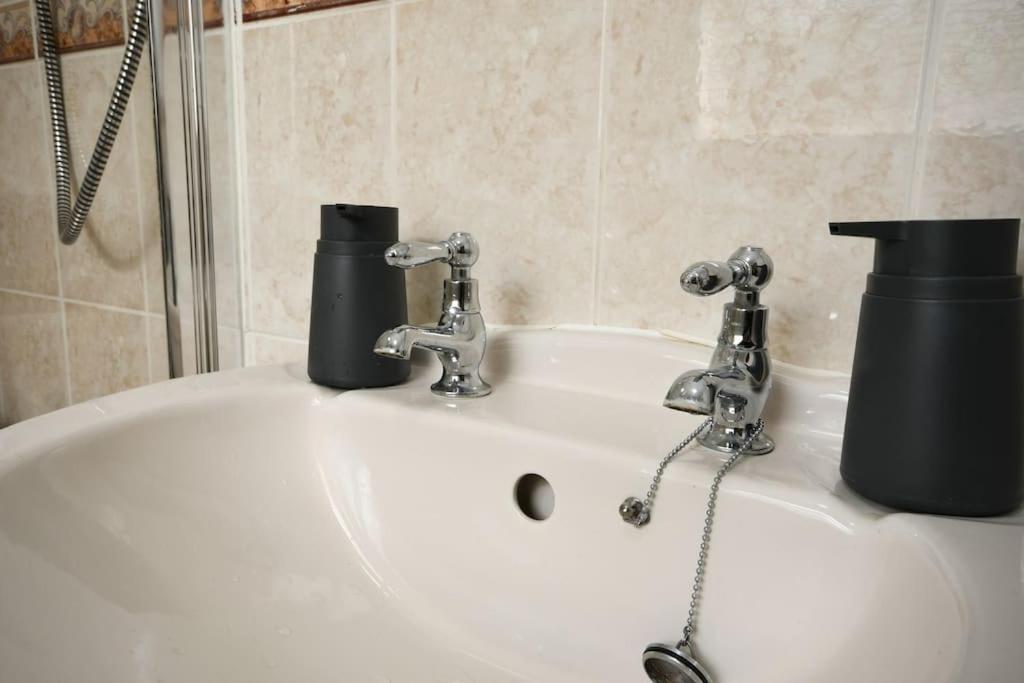 Cottage Style 3 Bedroom House - Close To City Centre & The Peaks Chesterfield Eksteriør bilde